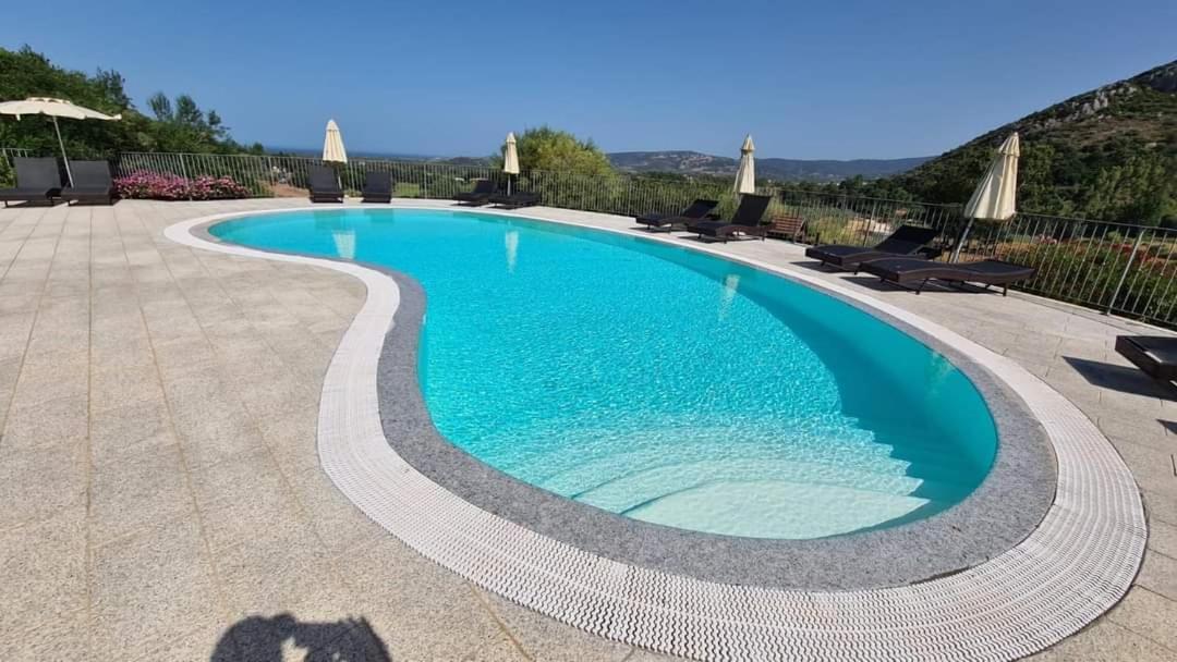 Case Vacanze Nioleo - Apartments And Pool ซินิสโกลา ภายนอก รูปภาพ