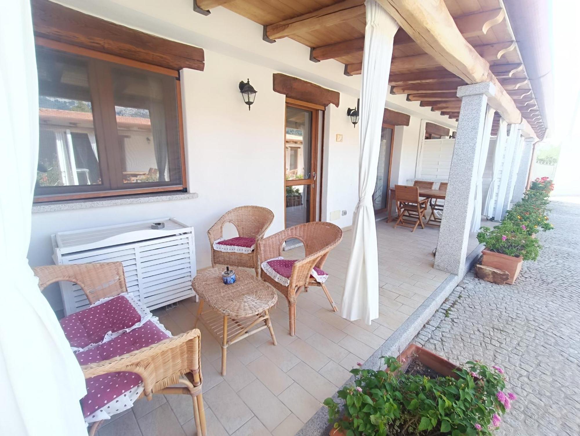 Case Vacanze Nioleo - Apartments And Pool ซินิสโกลา ภายนอก รูปภาพ