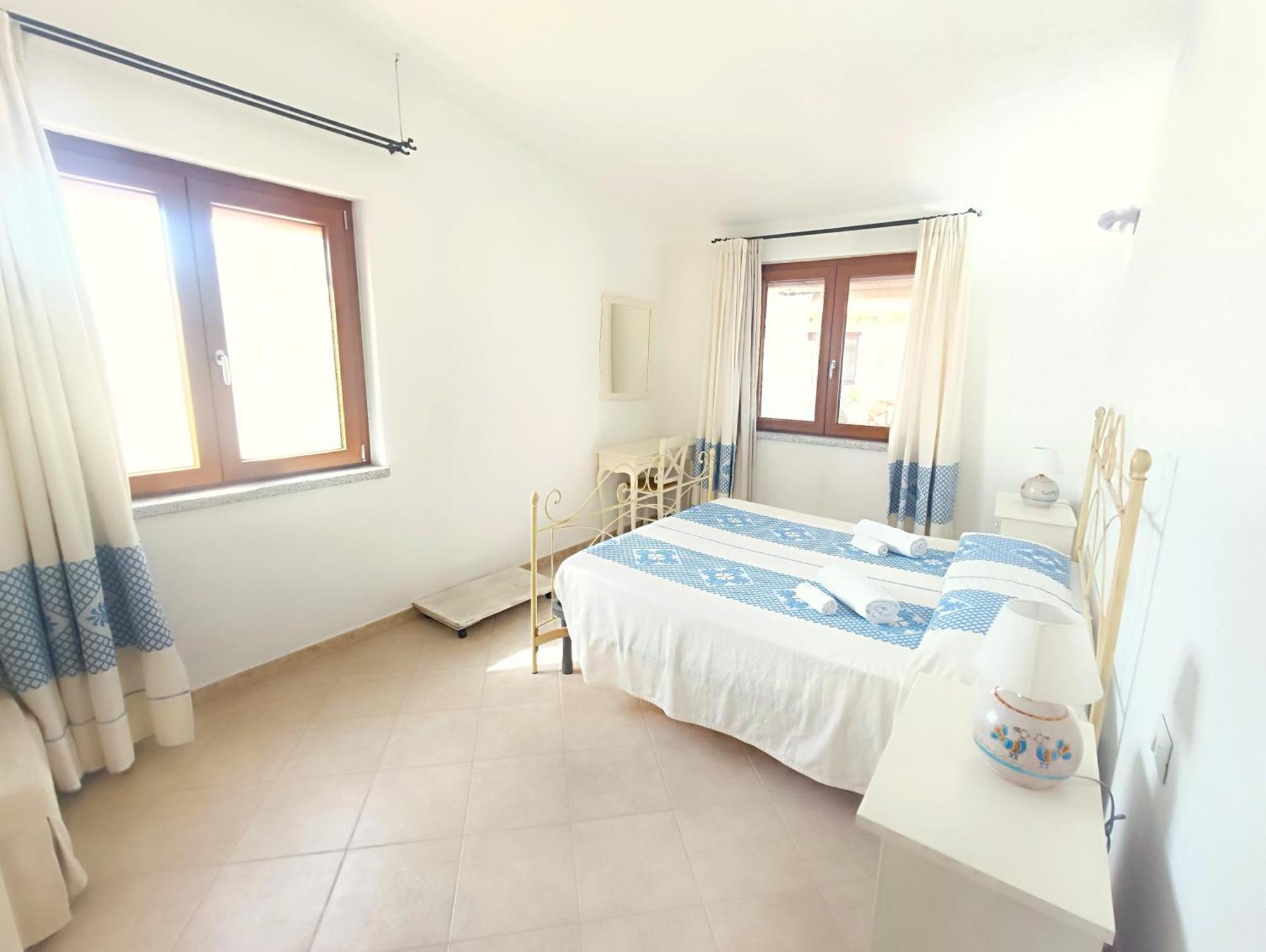 Case Vacanze Nioleo - Apartments And Pool ซินิสโกลา ภายนอก รูปภาพ