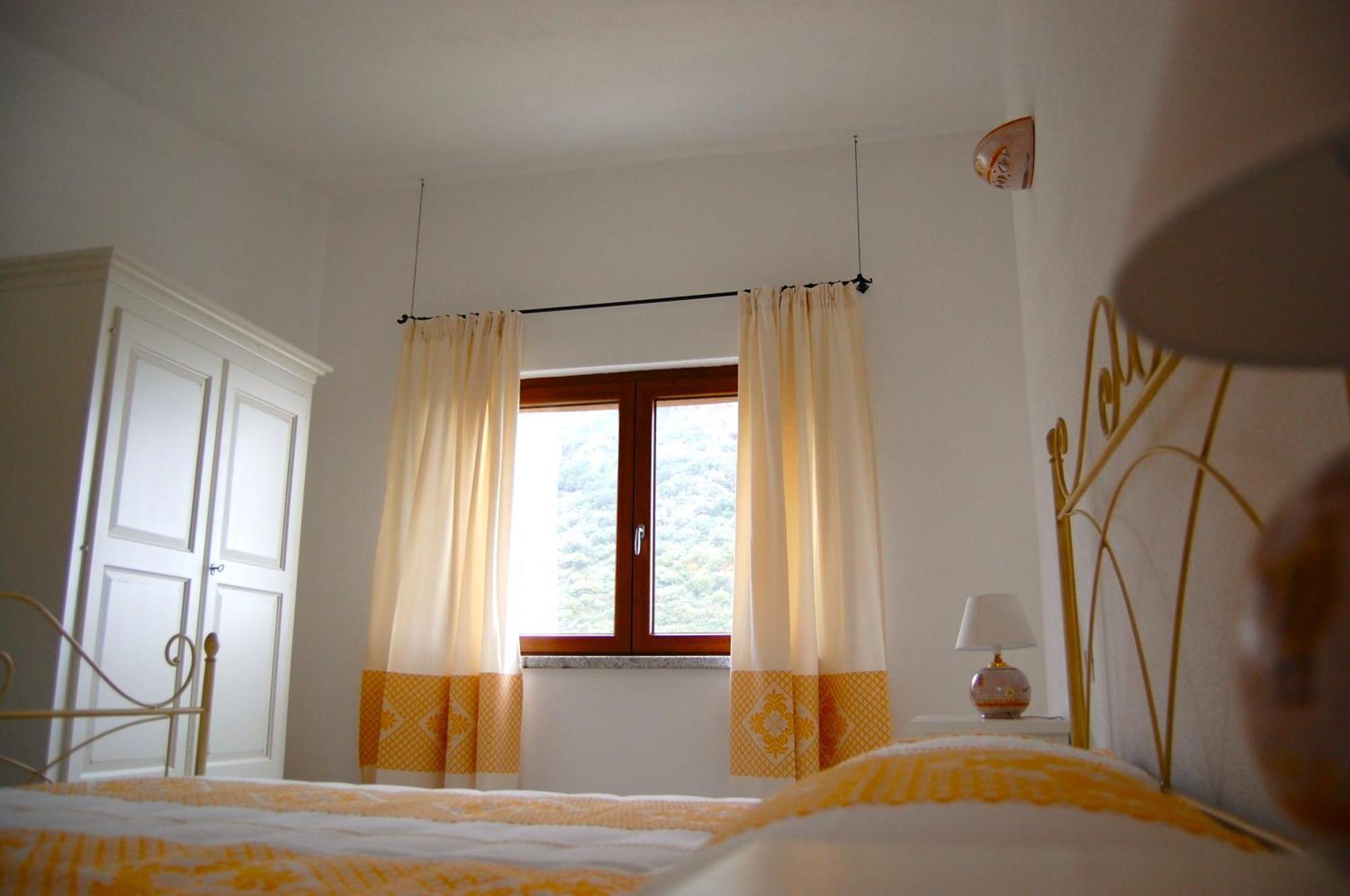 Case Vacanze Nioleo - Apartments And Pool ซินิสโกลา ภายนอก รูปภาพ