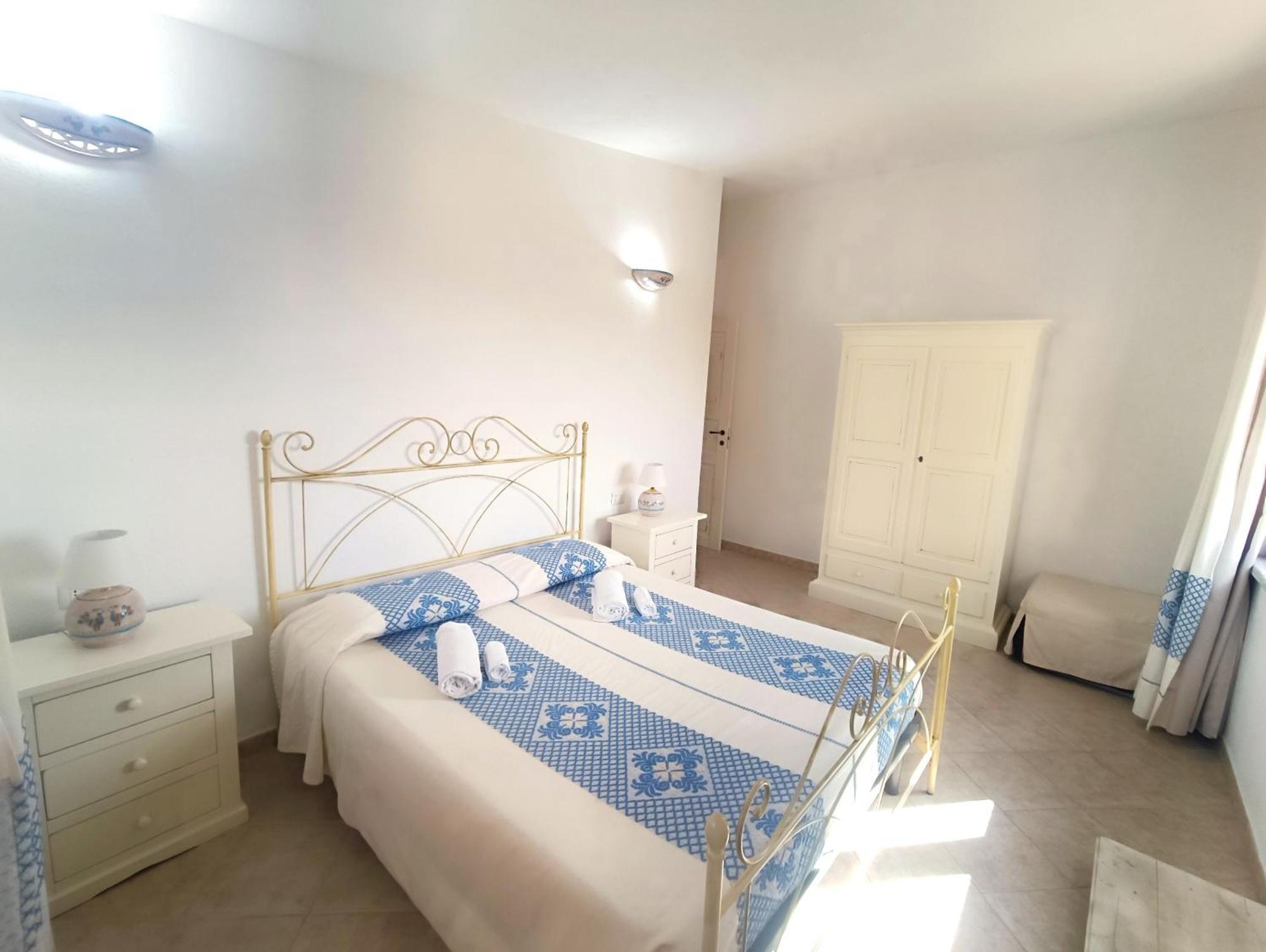 Case Vacanze Nioleo - Apartments And Pool ซินิสโกลา ภายนอก รูปภาพ