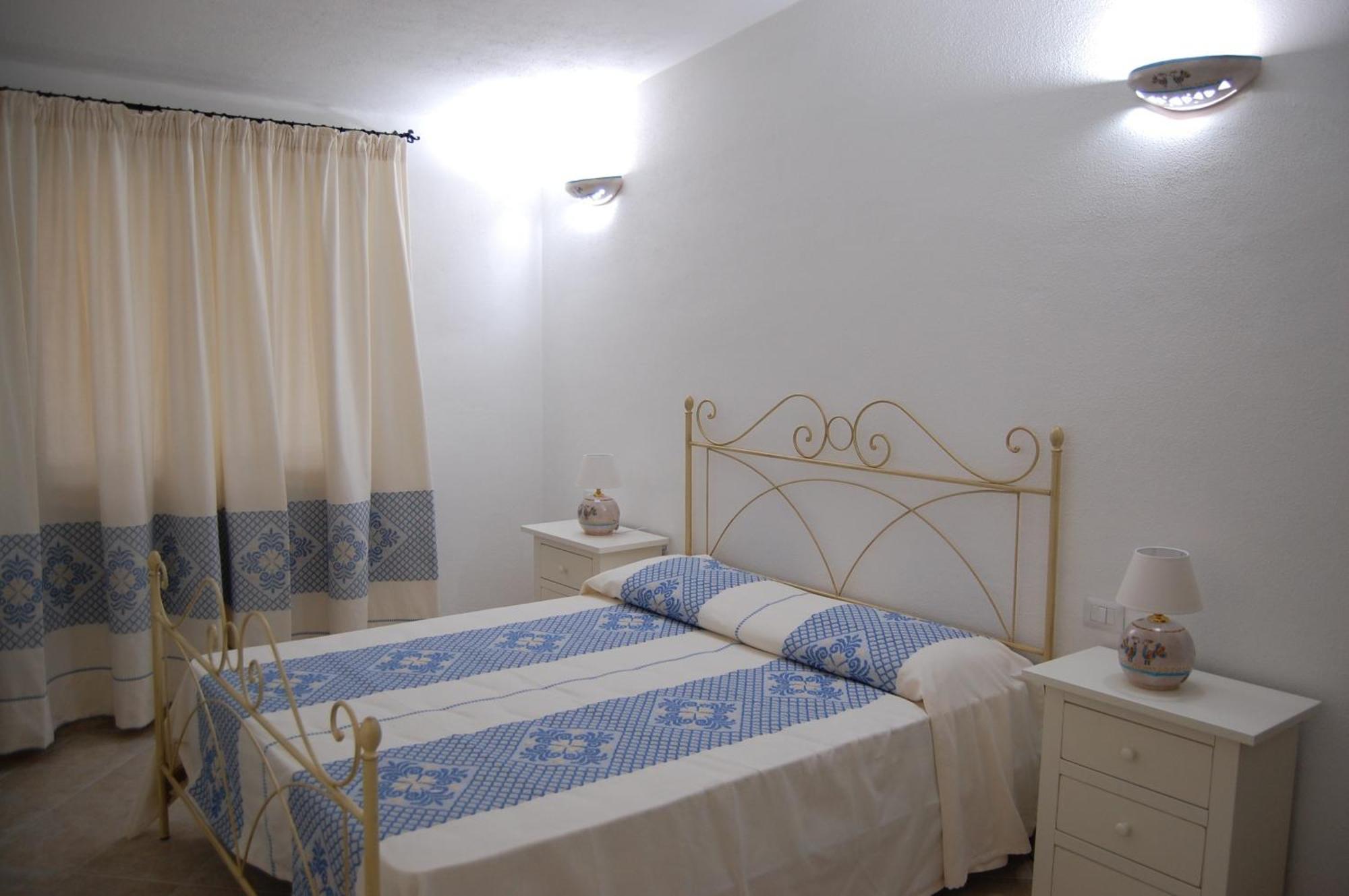 Case Vacanze Nioleo - Apartments And Pool ซินิสโกลา ภายนอก รูปภาพ